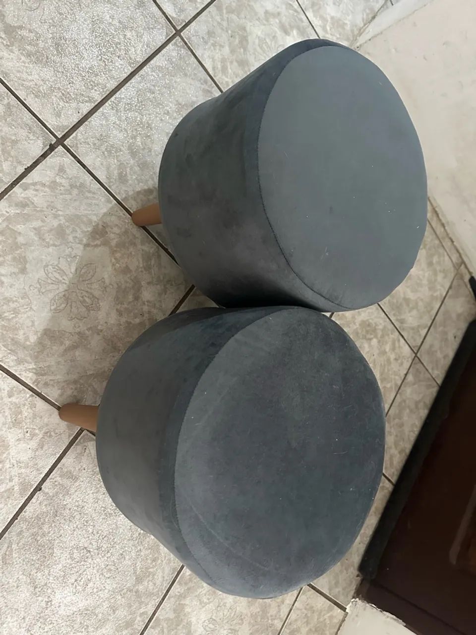 poltronas e puffs - Foto 4
