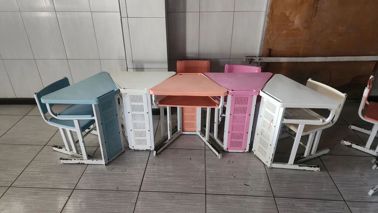 Conjuntos Mesa e Cadeira Hexagonal Infantil - Foto 2