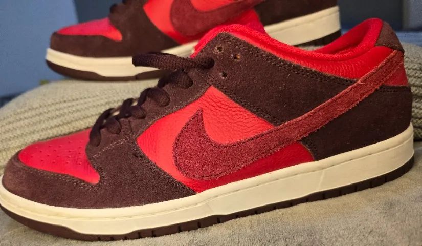 Tênis Nike SB Dunk Low Cherry - Foto 2