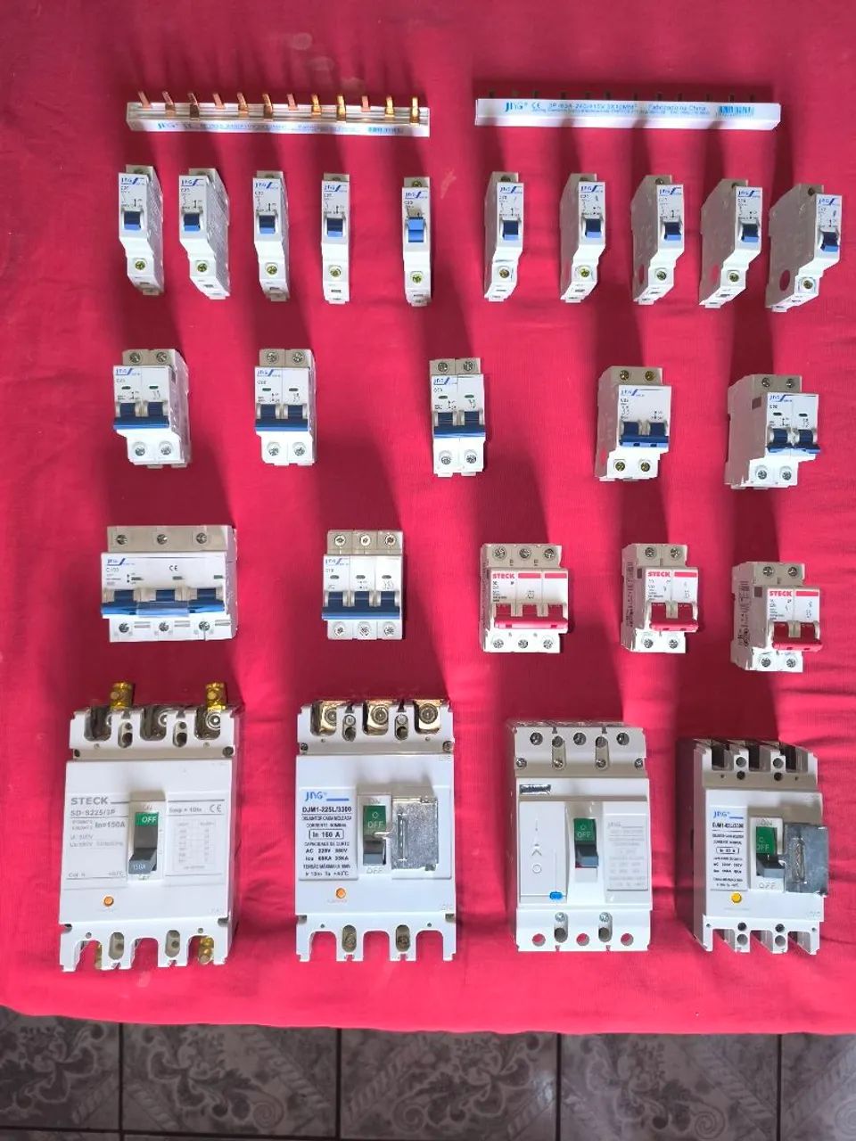 Circuit Breakers64985881287553120