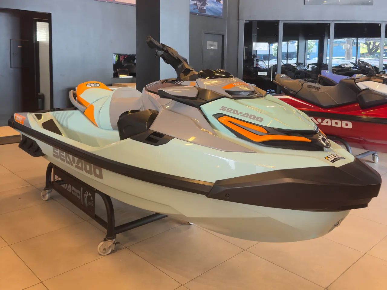 Jetski Seadoo Wake Pro 230hp, apenas 38h com reboque de alumínio 