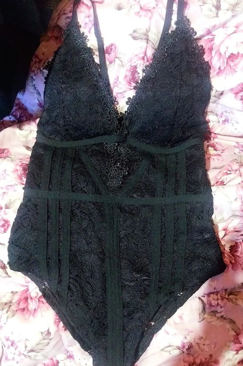 Body de renda preto