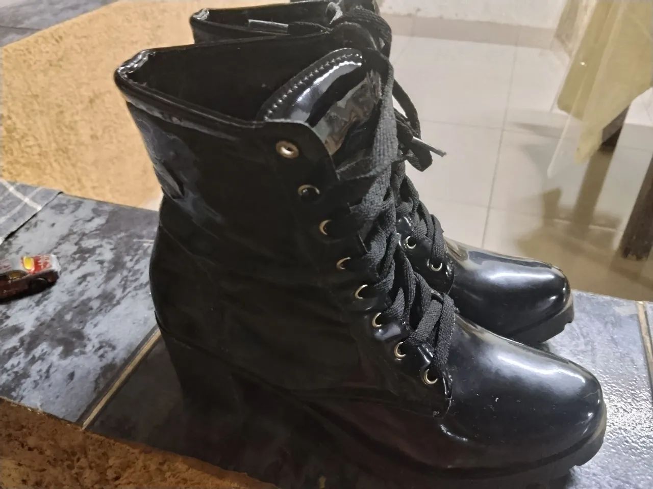 Bota semi nova  - Foto 2