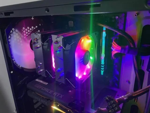 KIT PC GAMER - RYZEN 5 3600 + B450M + 32GB DDR4 - Processadores