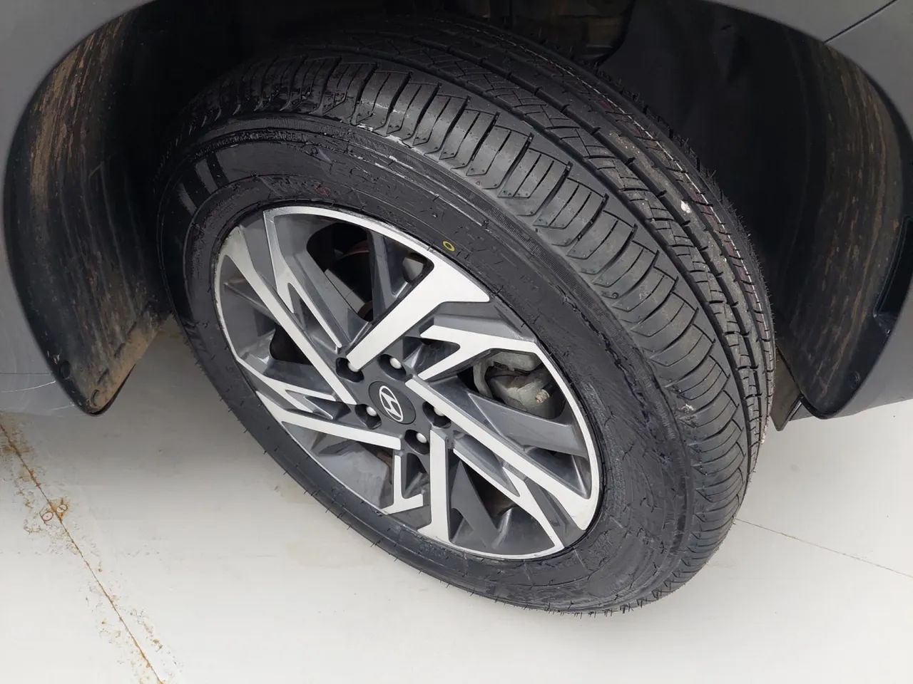 Hyundai Creta Limited 1.0 TB 12V Flex Aut., foto 13 de 18