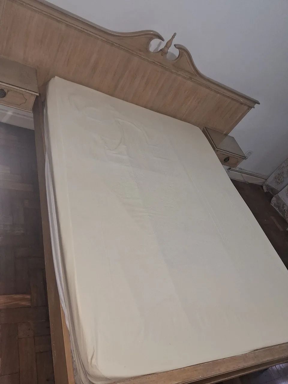 Cama de casal antiga estilo Luis XVI - Foto 3