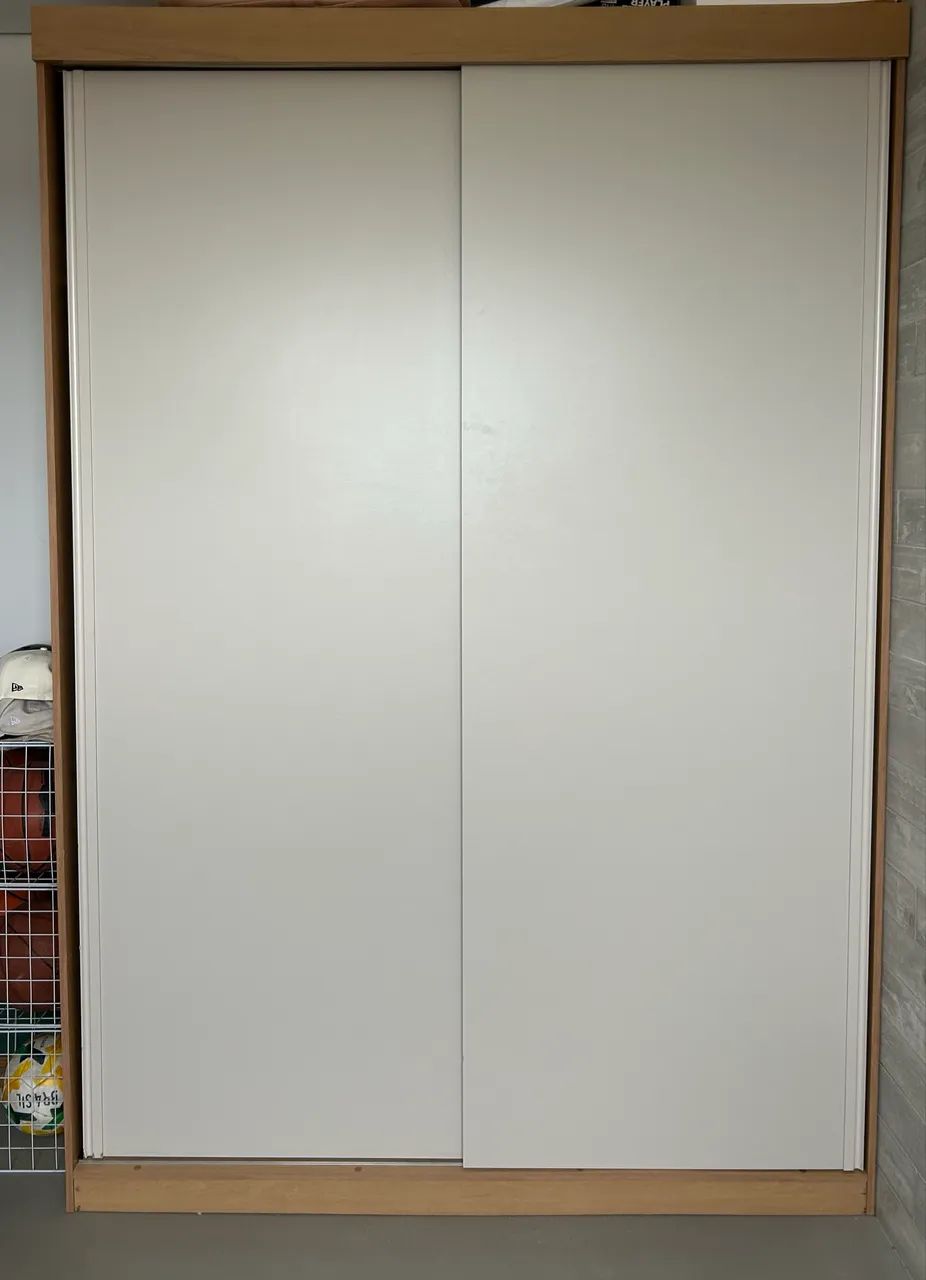 Guarda-roupa 2 portas de correr - Imperdível!