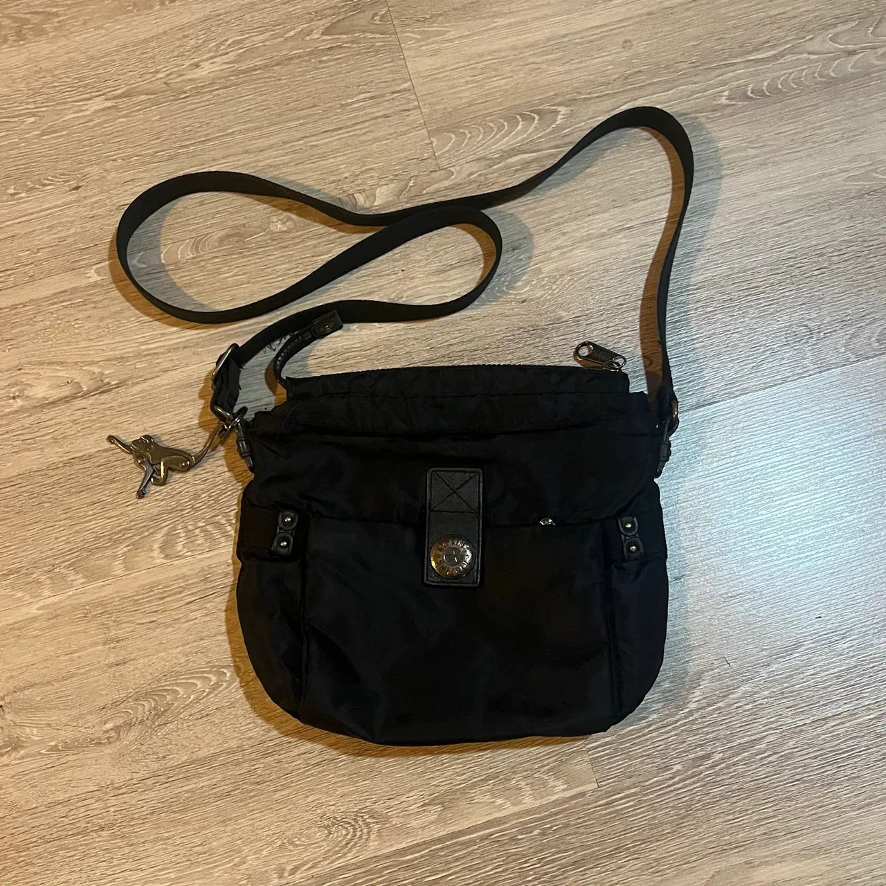 Bolsa Kipling Original Tiracolo Preta 