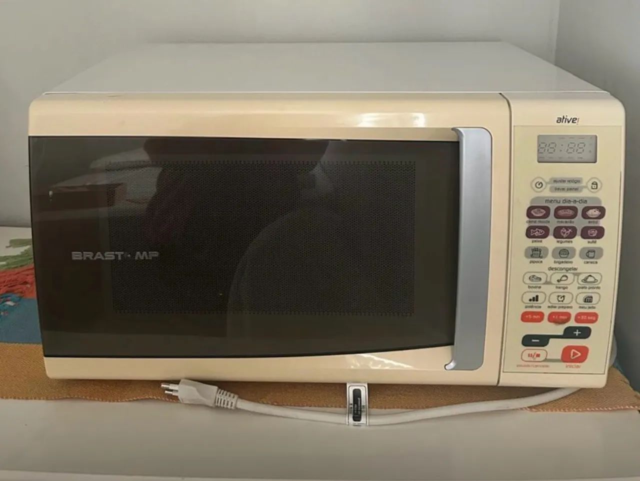 Micro-ondas Brastemp Ative! 30 Litros 127V - Ótimo Estado