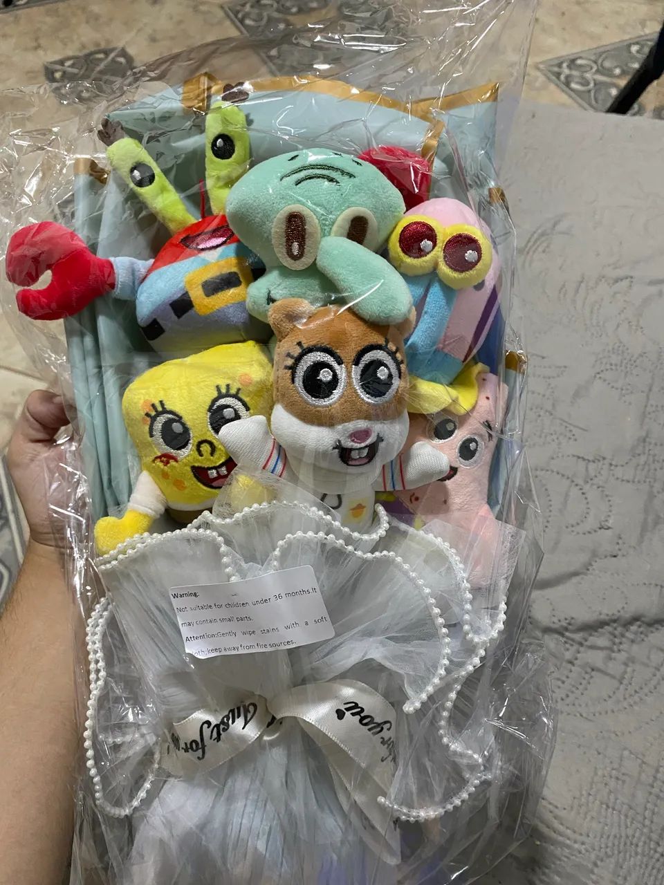 VENDO BUQUÊ PERSONALIZADO DO BOB ESPONJA
