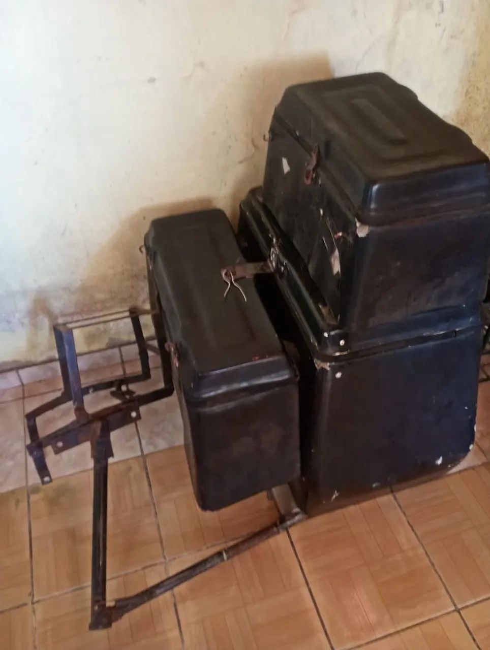 Baú bagageiro 80 litros para moto. - Foto 4