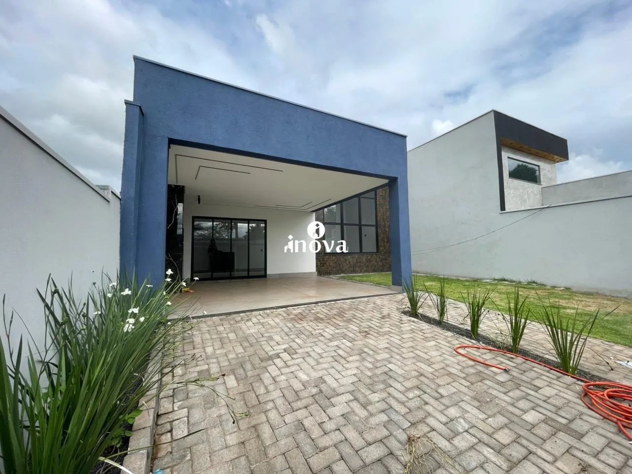 Casa a venda, bairro Tancredo Neves
