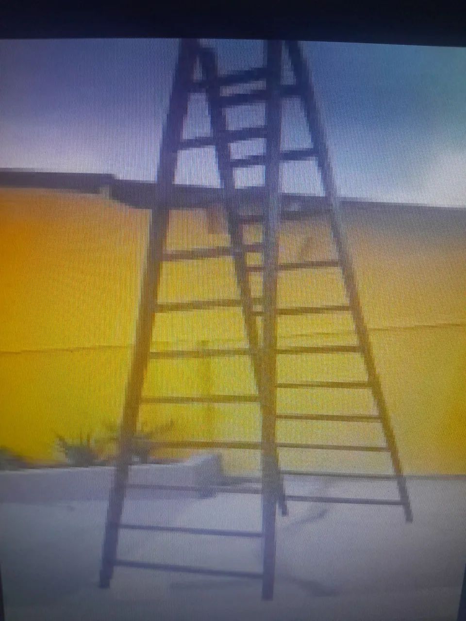 Escada - Foto 2