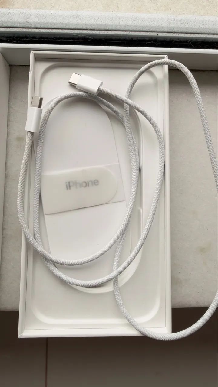 iPhone 16 Pro Max 256 GB Titanium sem detalhes - Foto 3