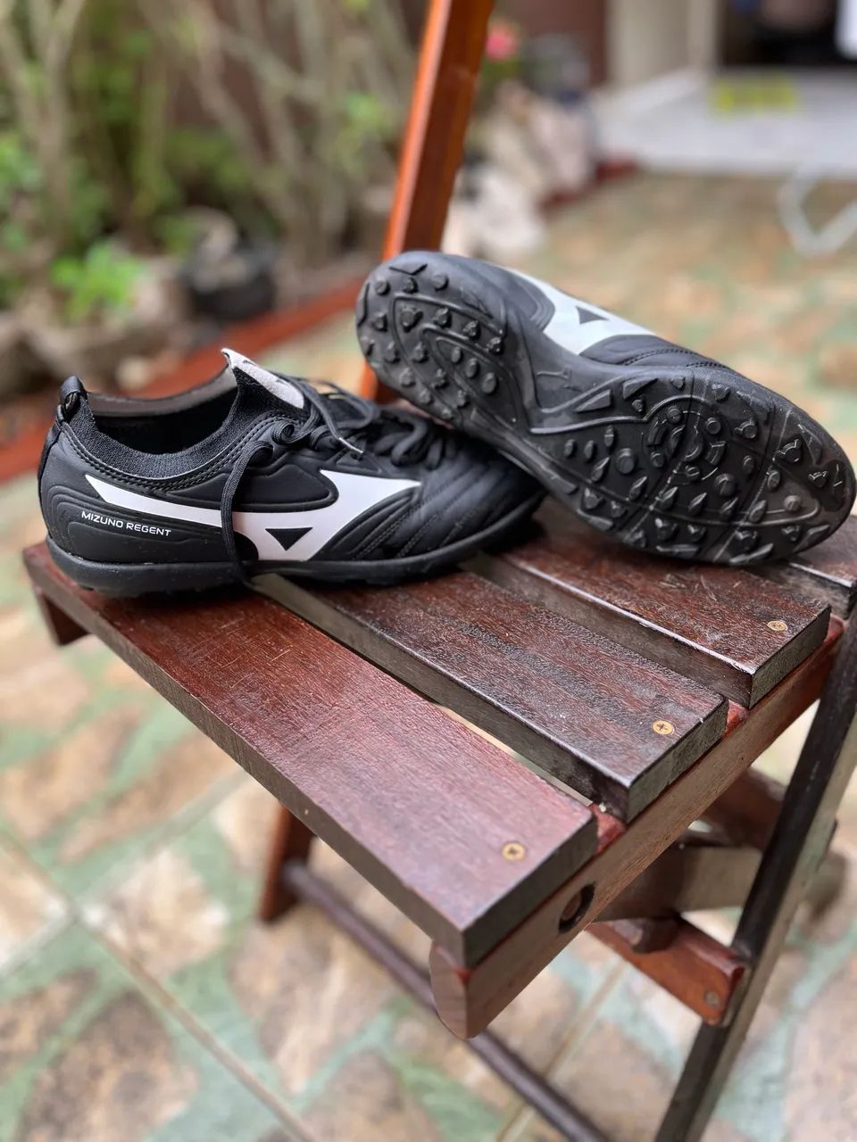 Chuteira Society Mizuno Regent AS - TAM 40 - Esportes de Quadra e