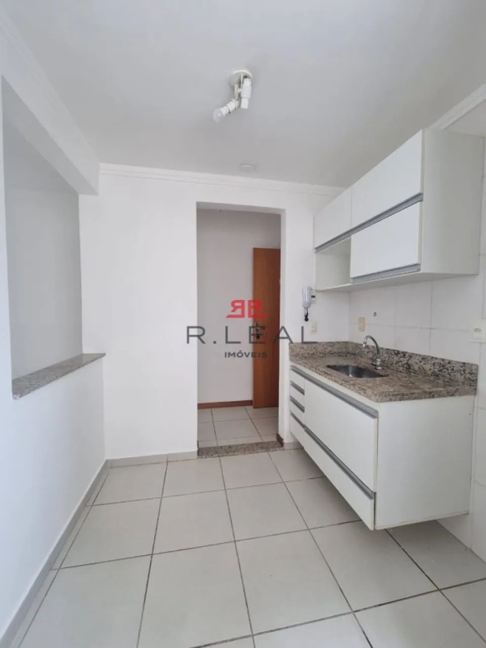 Apartamento para aluguel com 75 m² e 2 quartos no Edifício La Coruña, Bauru - SP - Foto 5