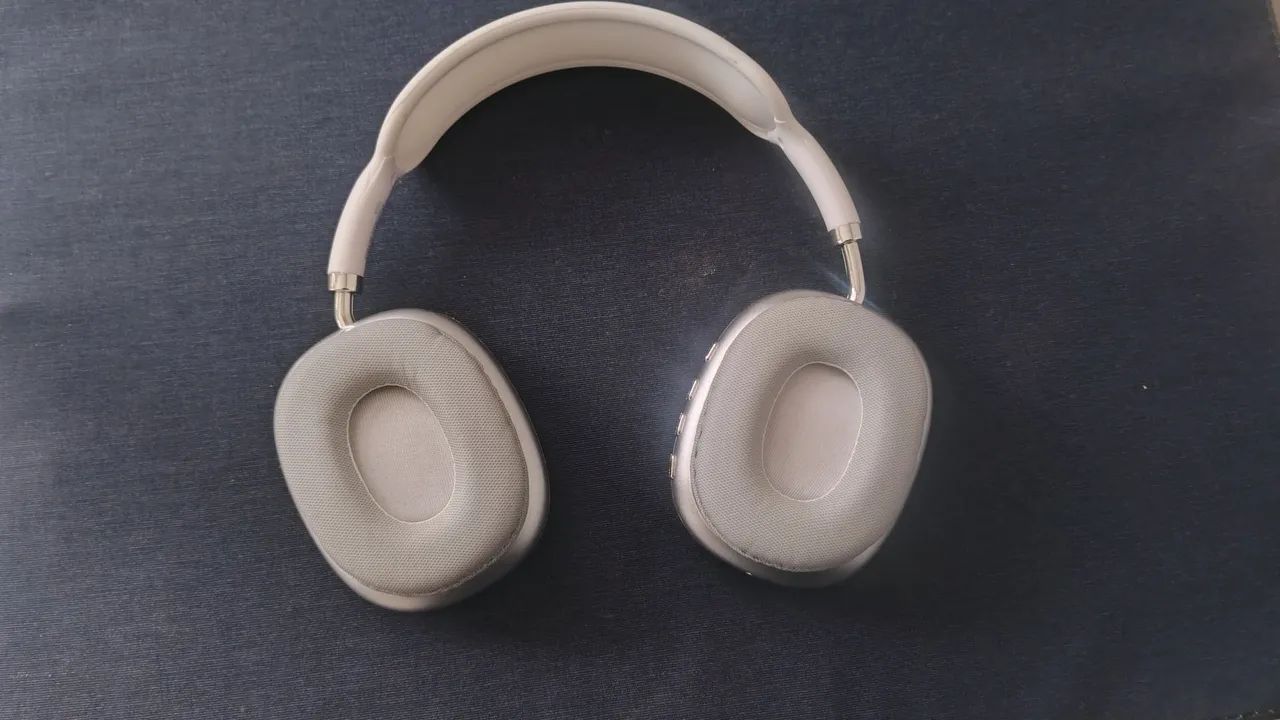 Fone de ouvido e teclado  - Foto 3