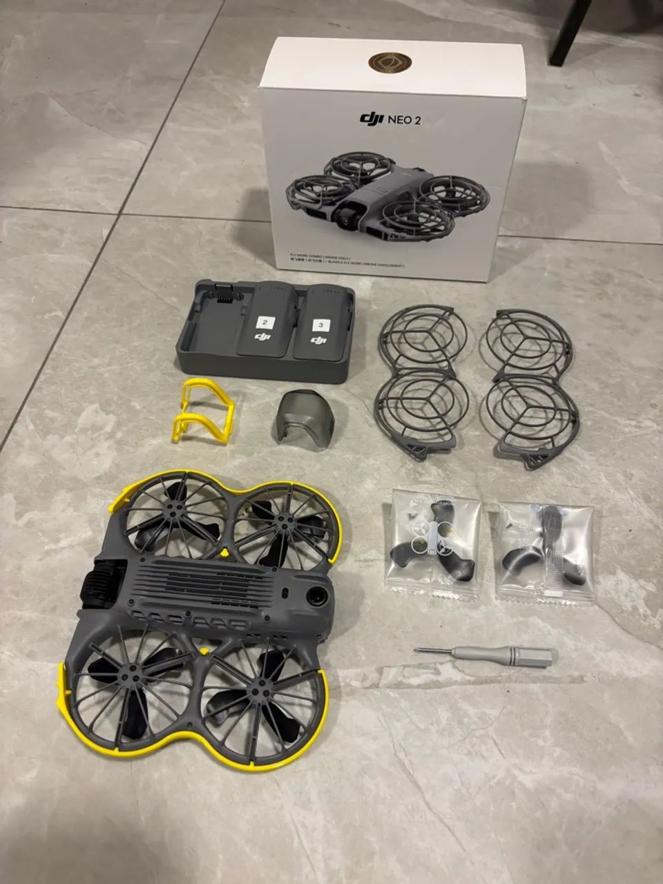 Drone Neo 2 Combo Fly More (sem controle remoto) - Foto 2