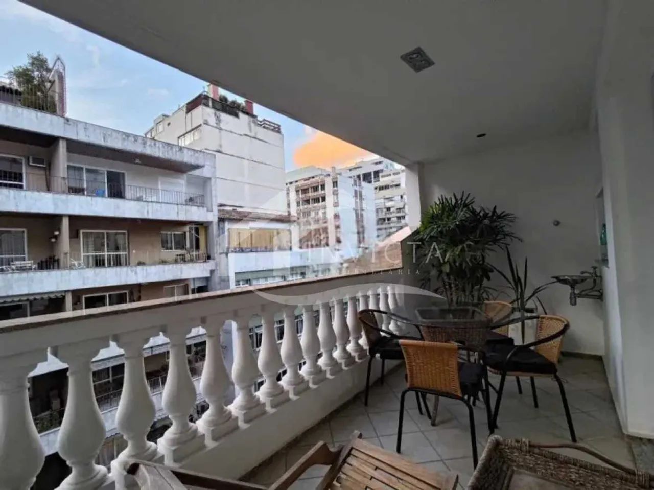 EXCELENTE 3 QUARTOS REFORMADO COM VAGA NA ESCRITURA - Foto 3