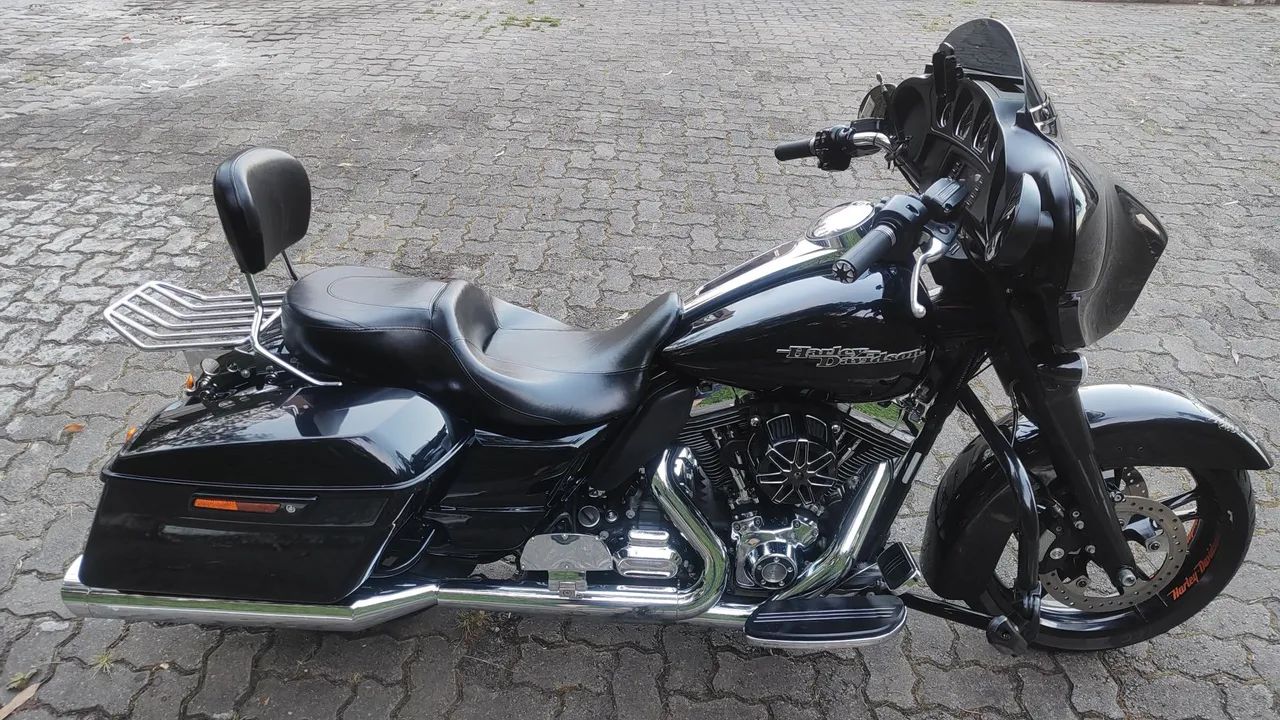Harley STREET GLIDE  - Foto 2
