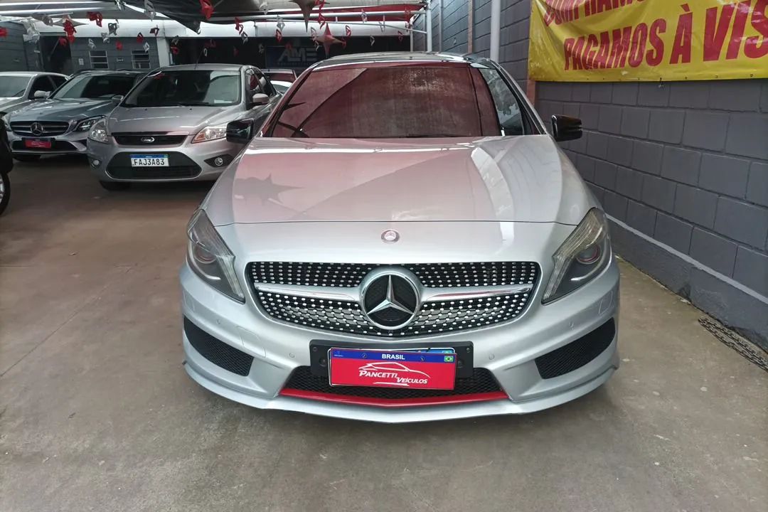 Mercedes-Benz Classe A 250 2.0 TB Sport Aut. 2014