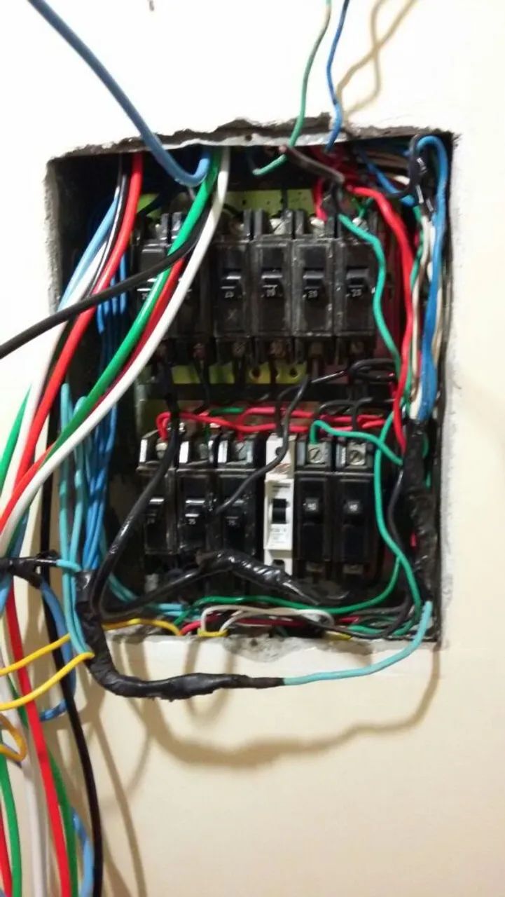 Eletricista em Macaé  - Foto 2