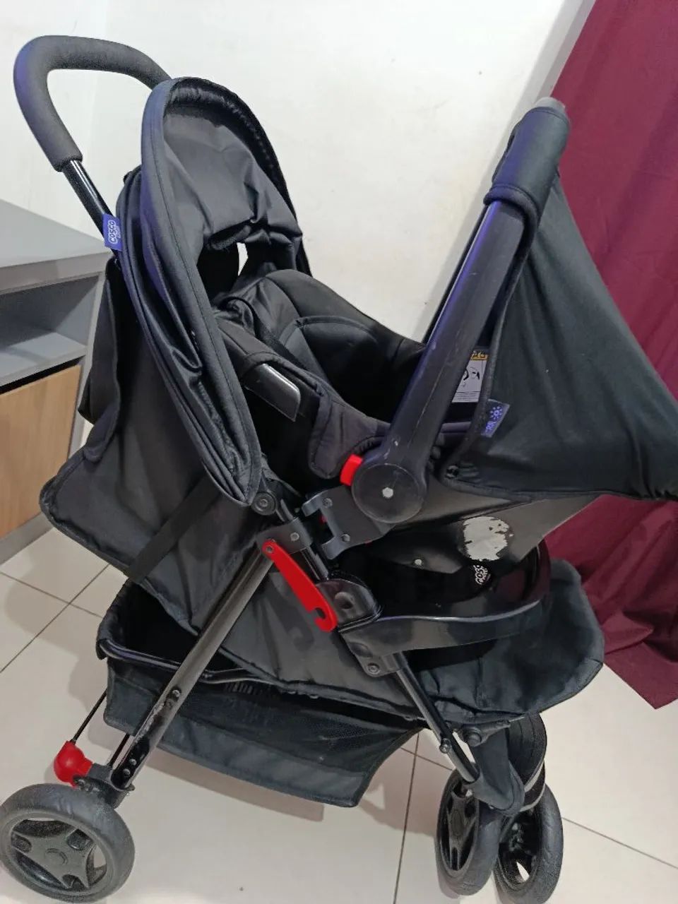 Carrinho e bebê conforto. - Foto 5