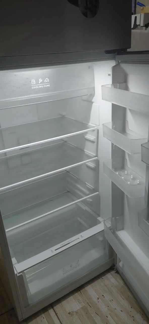 Geladeira Midea estado de nova - Foto 5