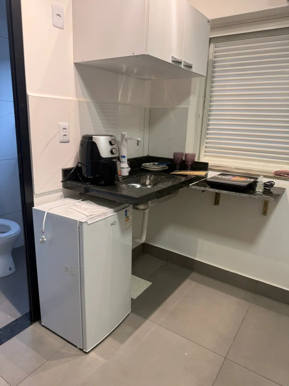 Suite mobiliada totalmente independente a 20 passos dá Ufu. - Foto 3