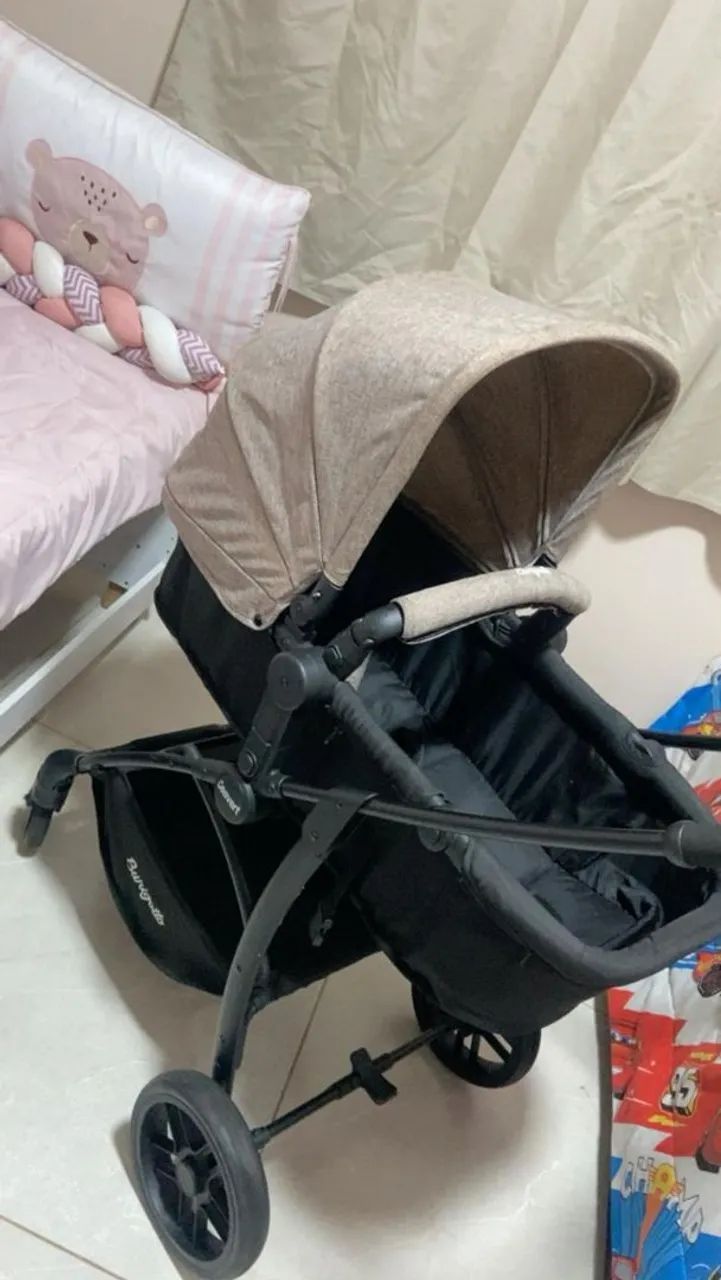 Carrinho de bebê+ banheira 