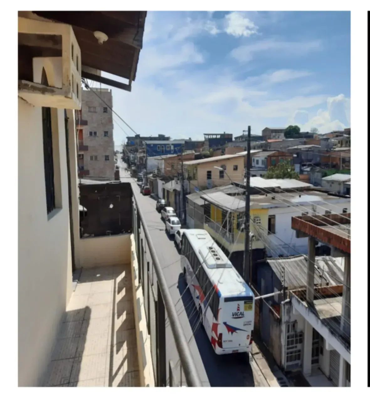 PREDIO Residencial e Coml com 4 Ap e 1 Galpão em Alvorada - Manaus - AM