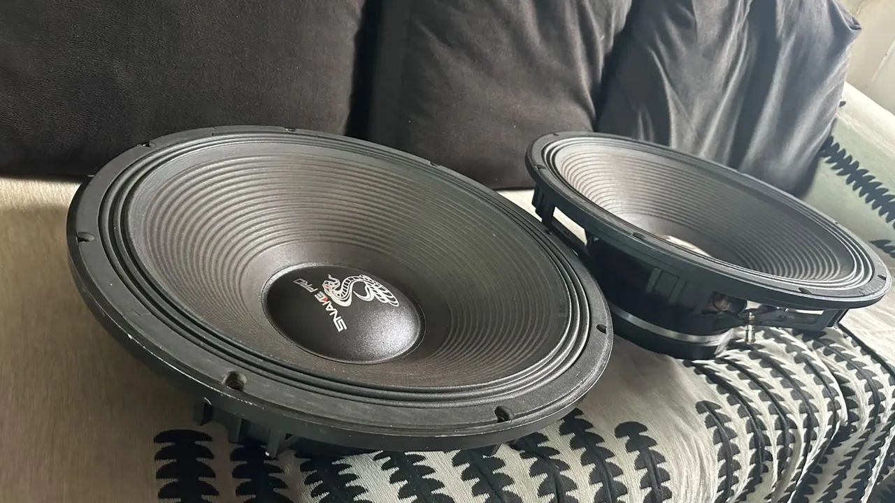 Vendo par de auto falantes 18 polegadas 1600 w - Foto 4