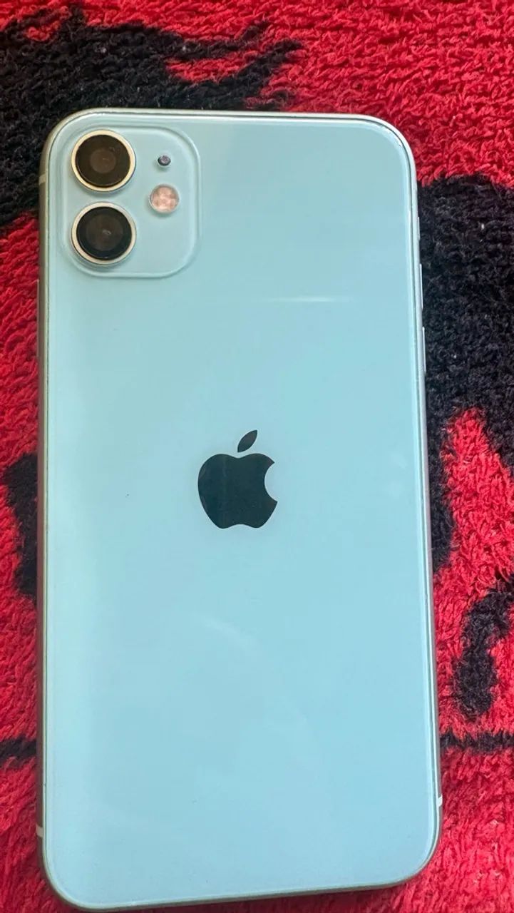 Vende-se IPhone 11