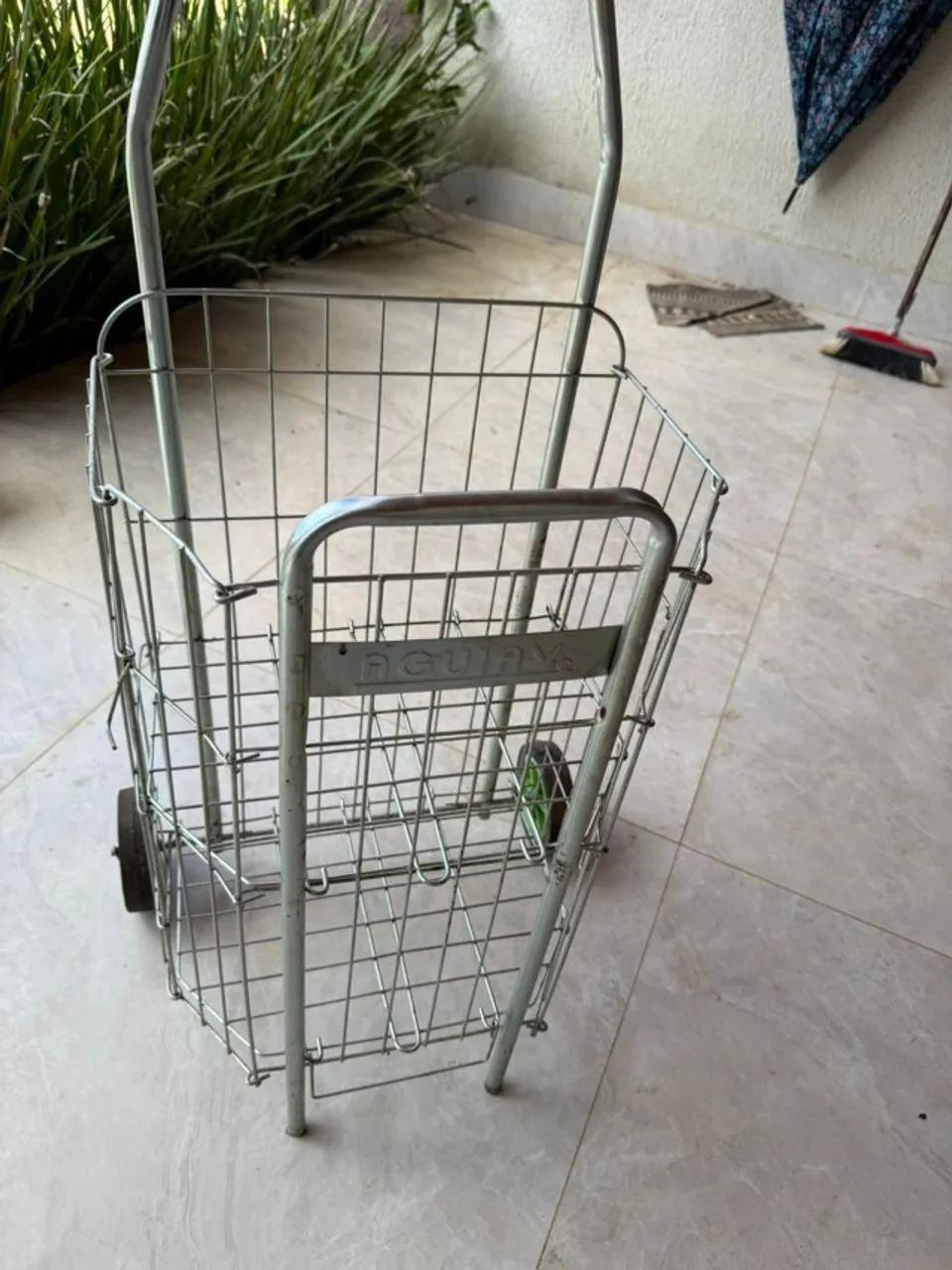 Carrinho de compras feira de Metal