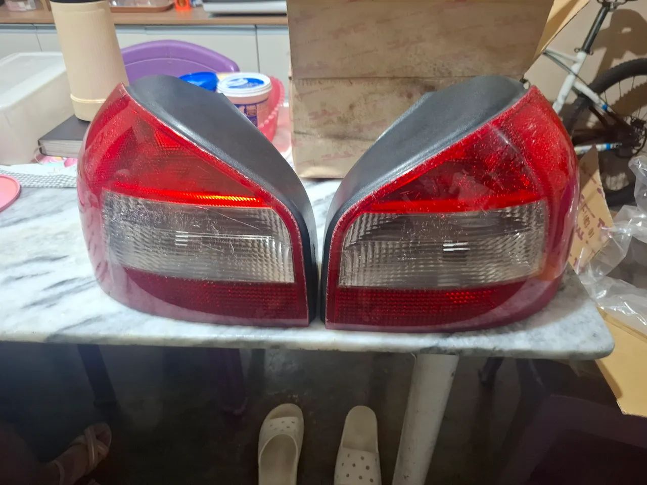 Vendo par de lanternas AUDI A3 99 ao 2006 originais. - Foto 3
