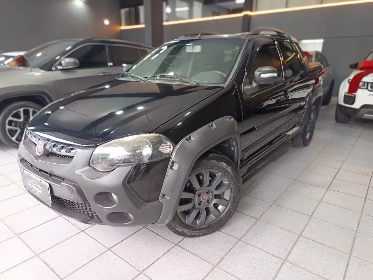 Fiat Strada Adv.ext./ Ext. 1.8 Locker Flex CD 2017