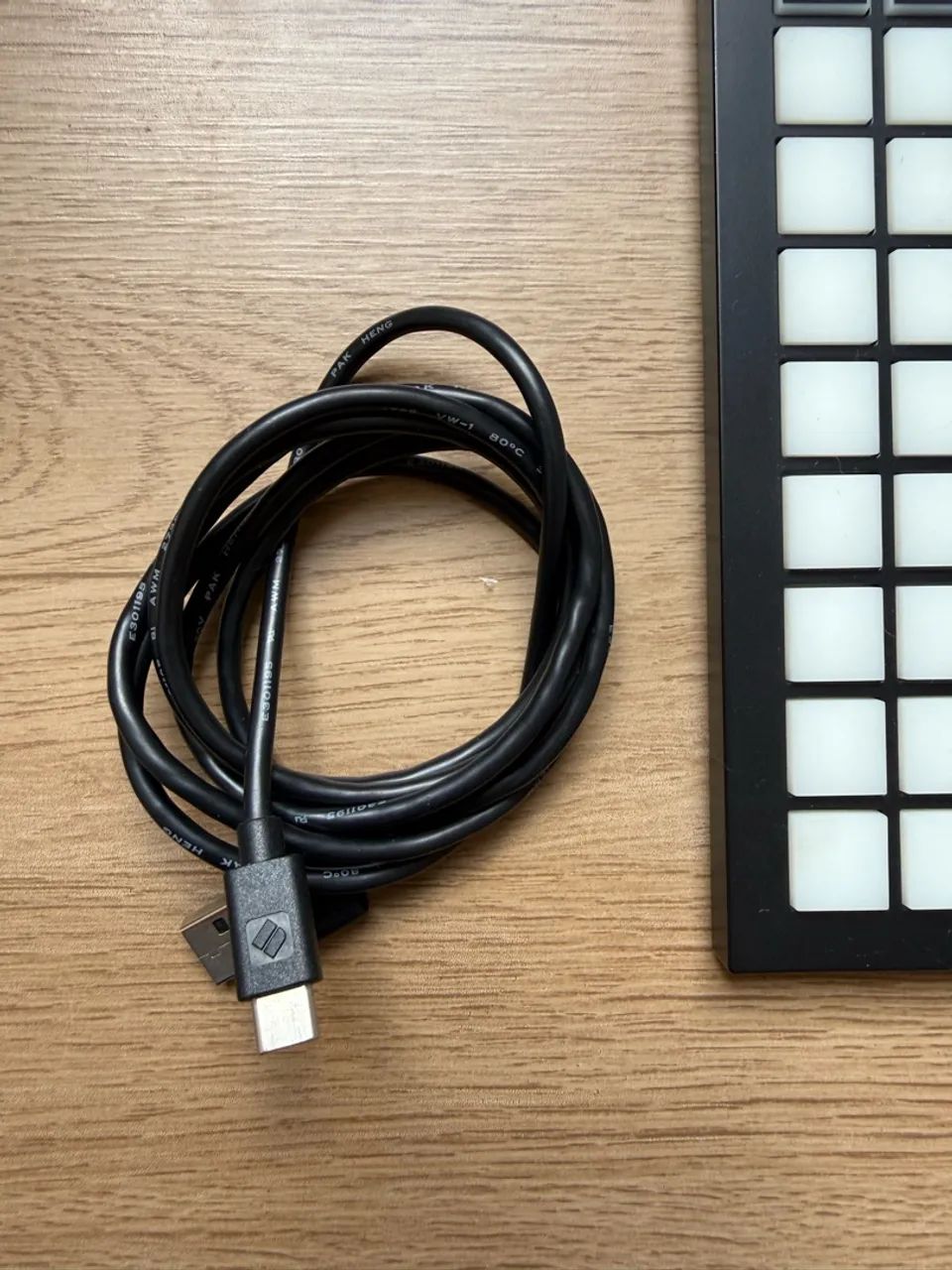 Novation Launchpad Mini MK3 - Foto 4