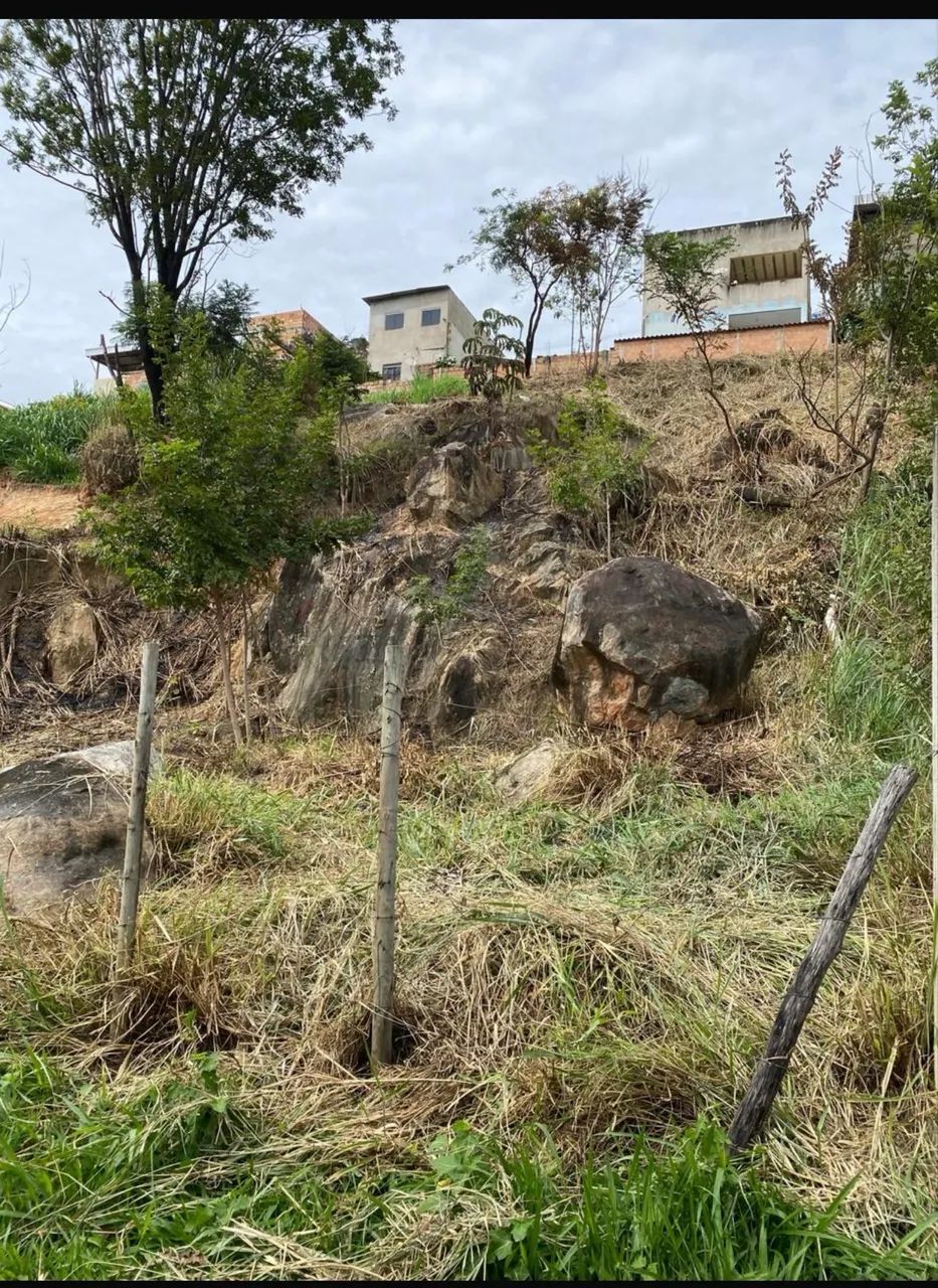 Vendo lote no Jardim Vitória 2 