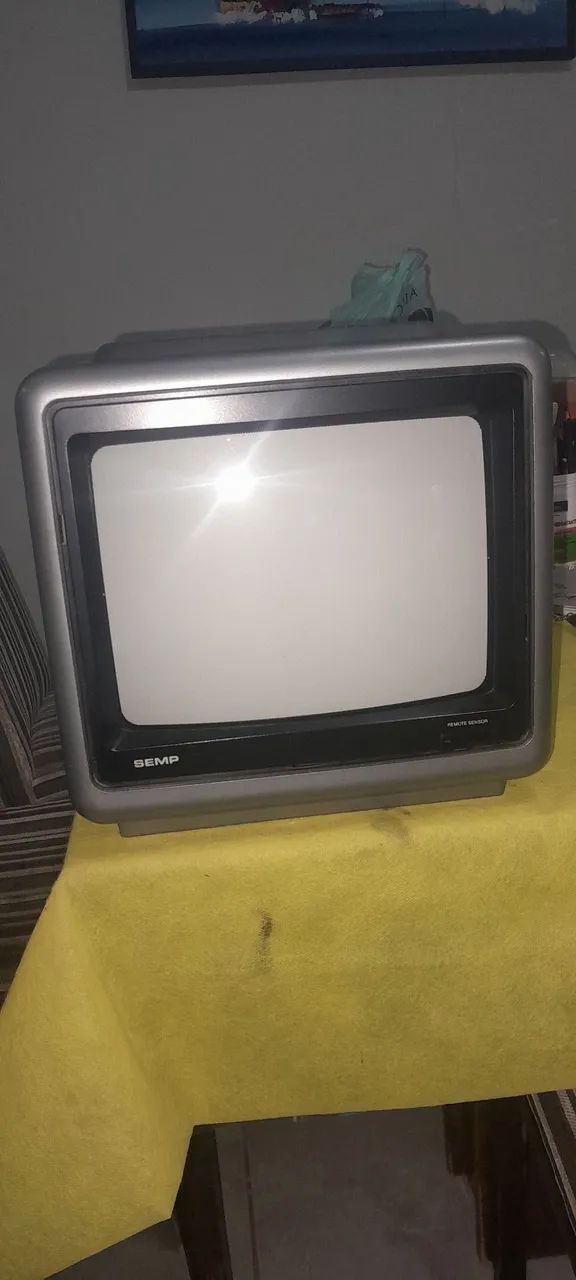 Tv semp 10 polegadas 