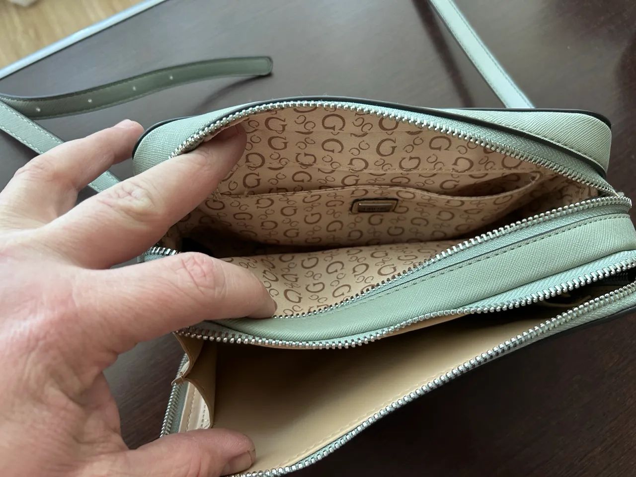Bolsa Guess Verde Pequena  - Foto 4