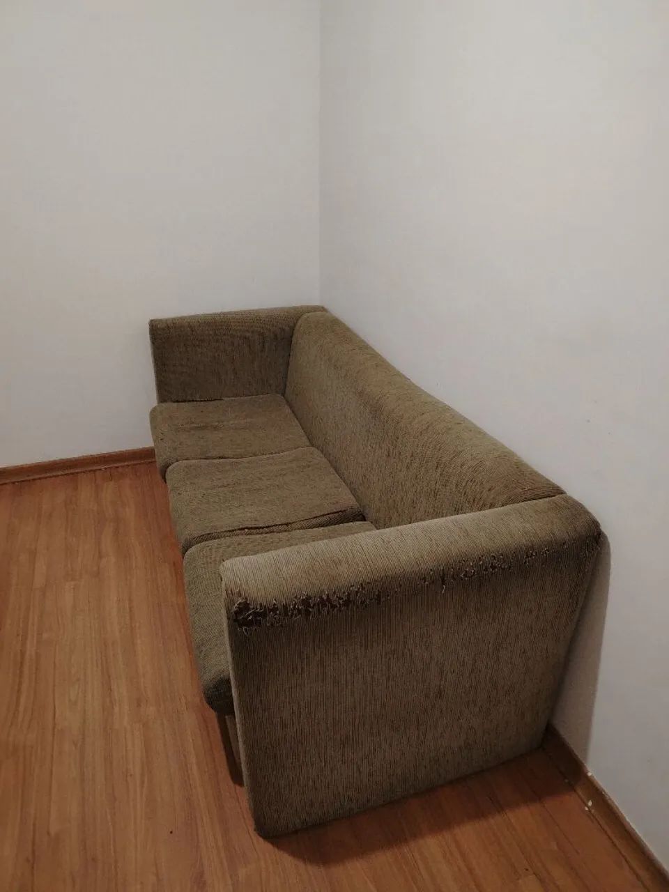 Doação sofá 3 lugares  - Foto 3