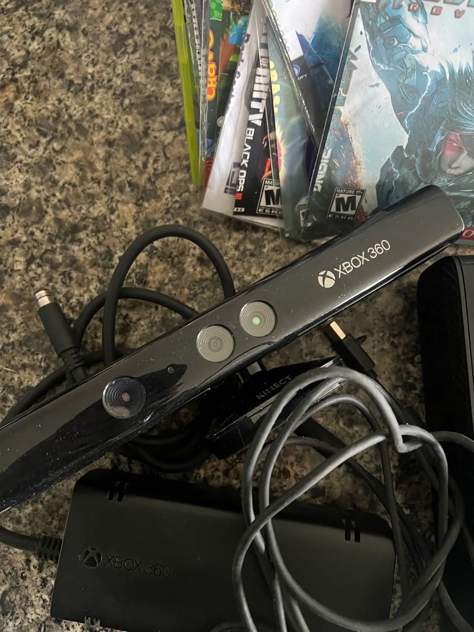 Xbox 360, pra arrumar ou usar peças  - Foto 3