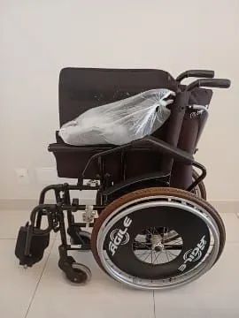Cadeira de roda  - Foto 2
