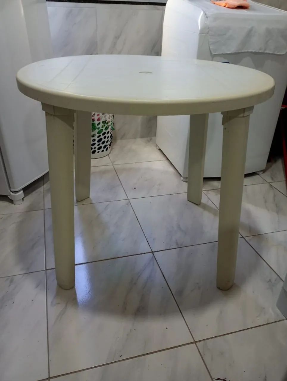 Mesa de plástico - desmontável - Foto 2