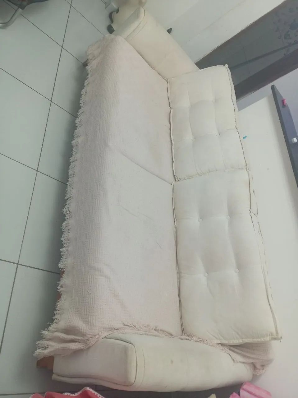 Vendo sofa branco semi novo