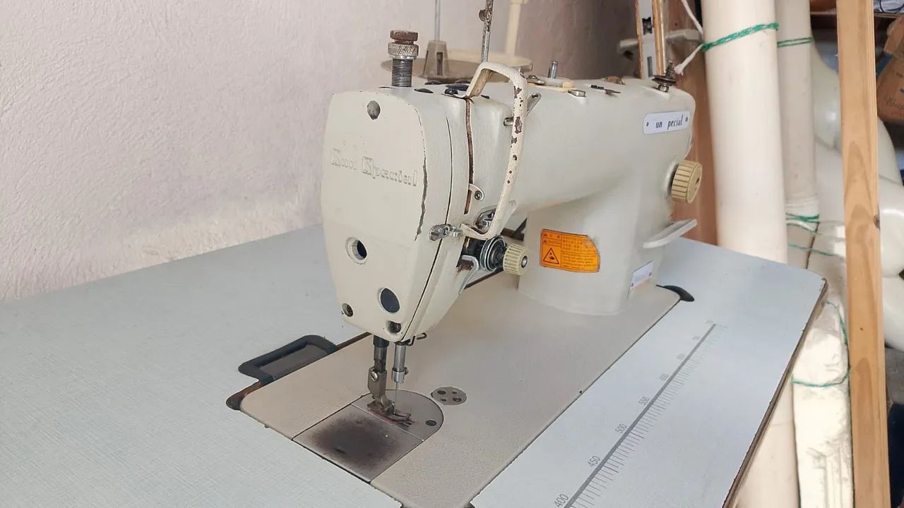 Máquina de costura  - Foto 4