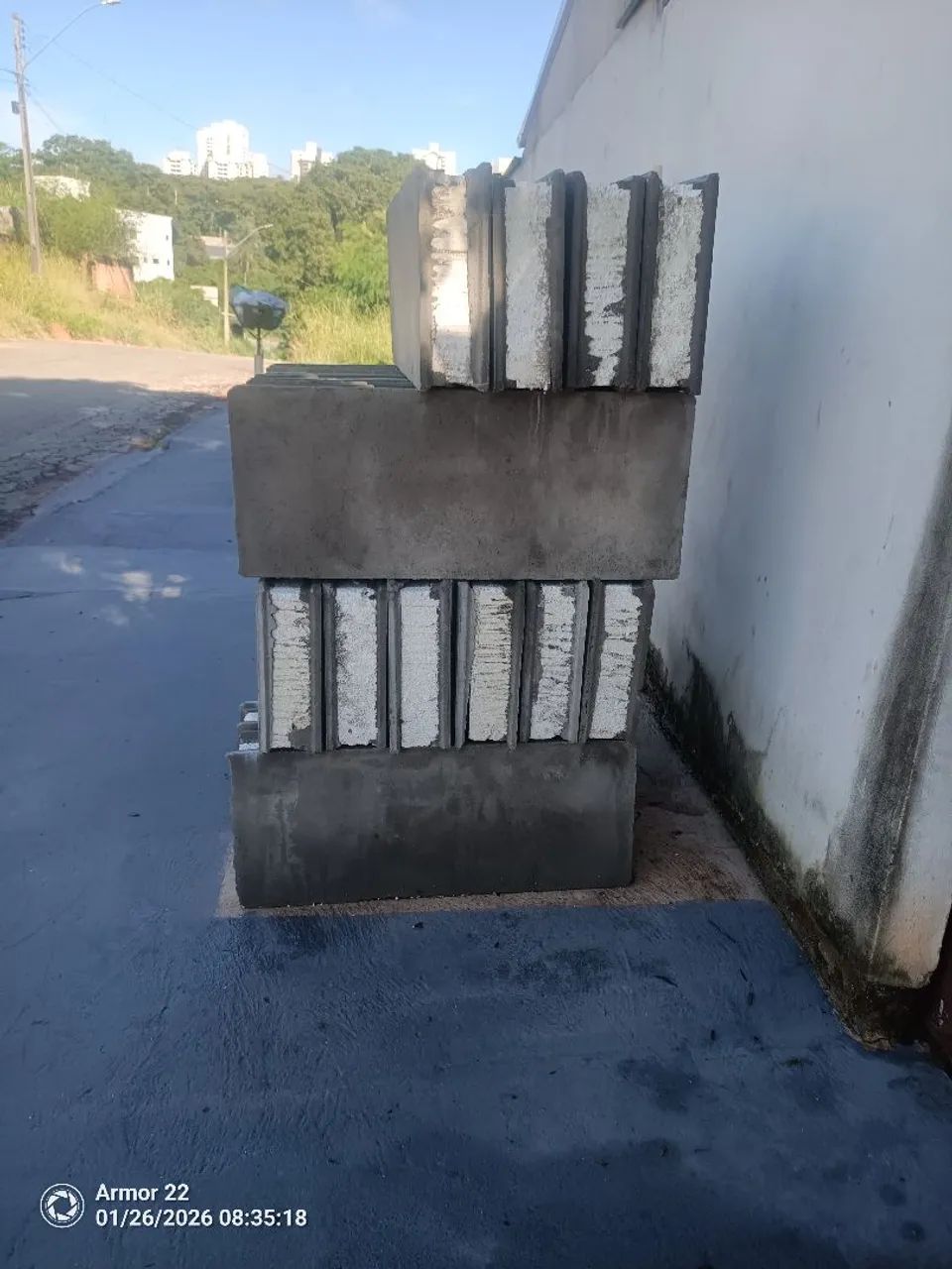 Vendo bloco de cimento com enchimento de isopor - Foto 4
