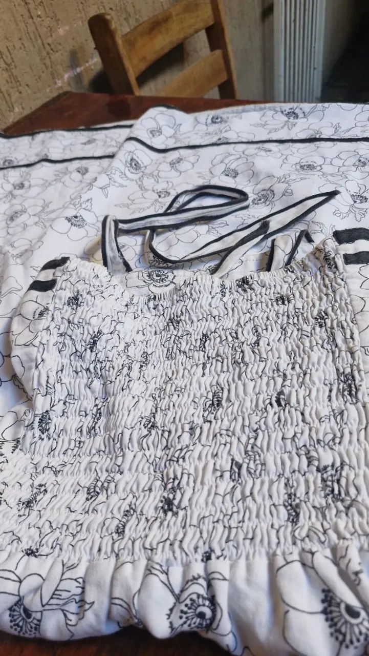 Vestido e Macacão Veste P e M  - Foto 3