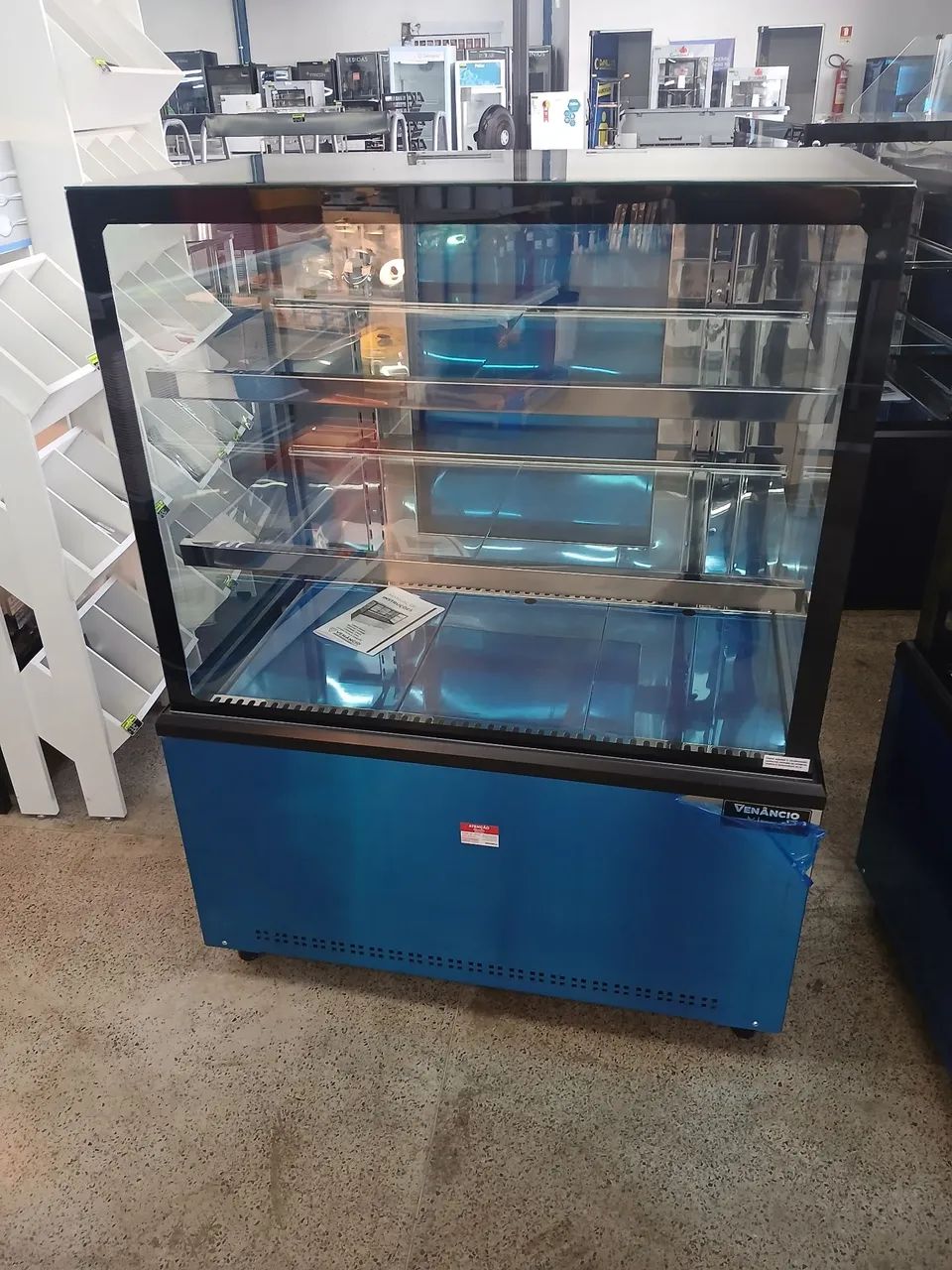 Balcão Vitrine Prime Confeitaria 1 M Venâncio
