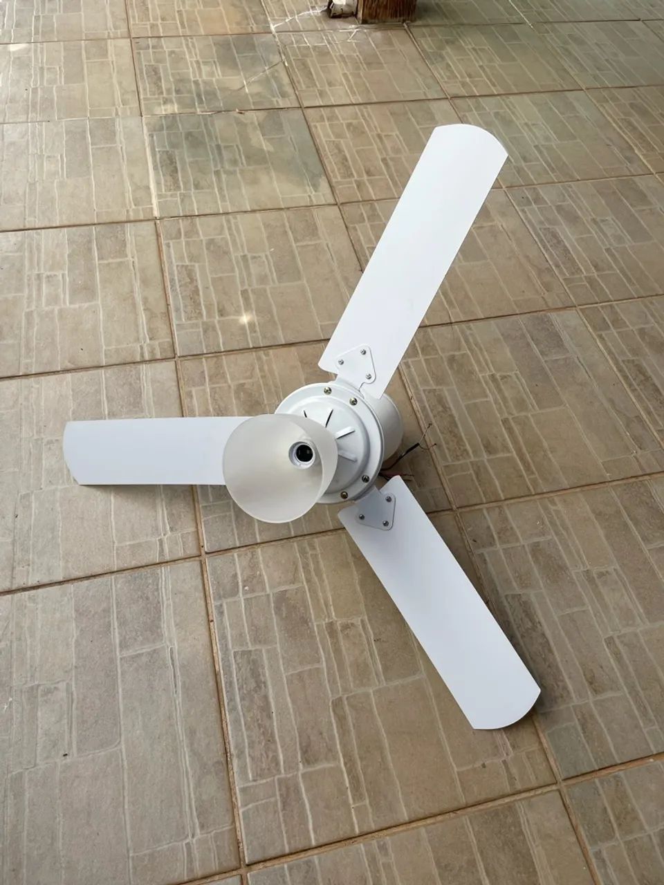 Ventilador de teto 220v - Foto 2
